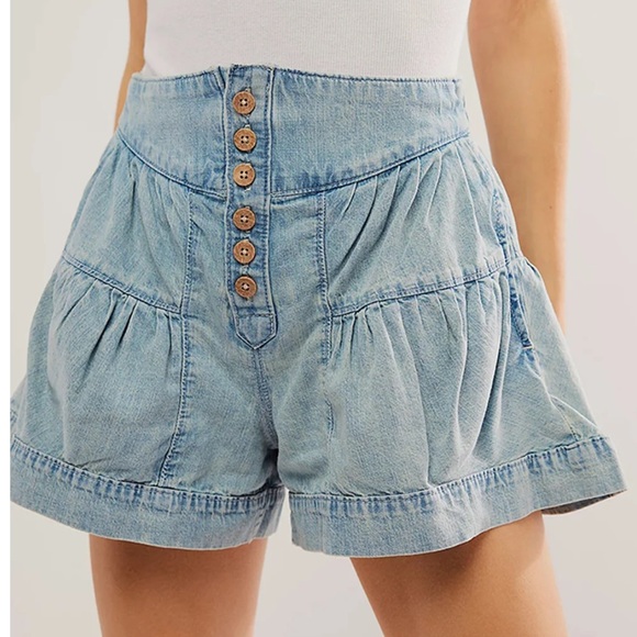 Free People Fleur Pleated Denim Shorts XL Ultra High Rise Belle Blue - Picture 3 of 9